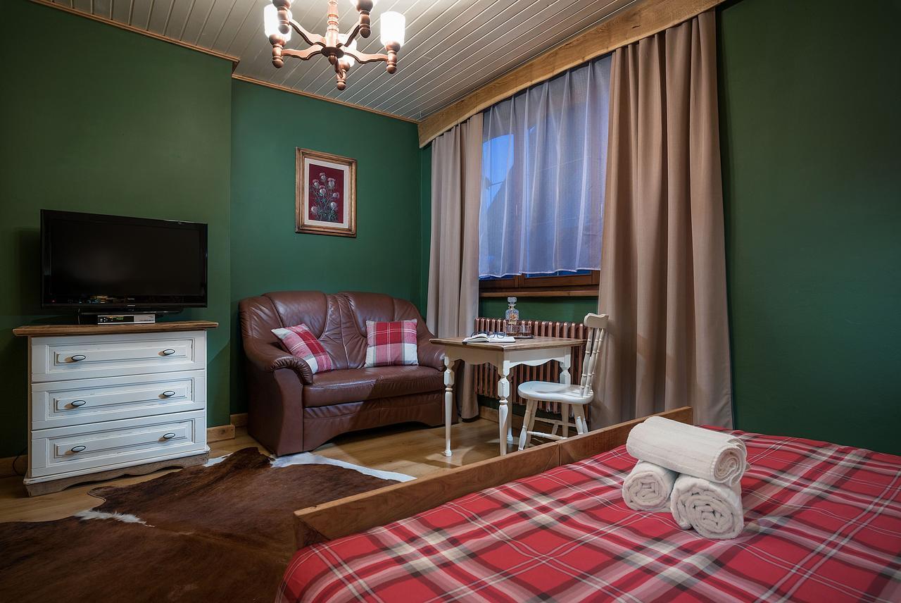 Hôtel Vila House Family à Poprad Extérieur photo